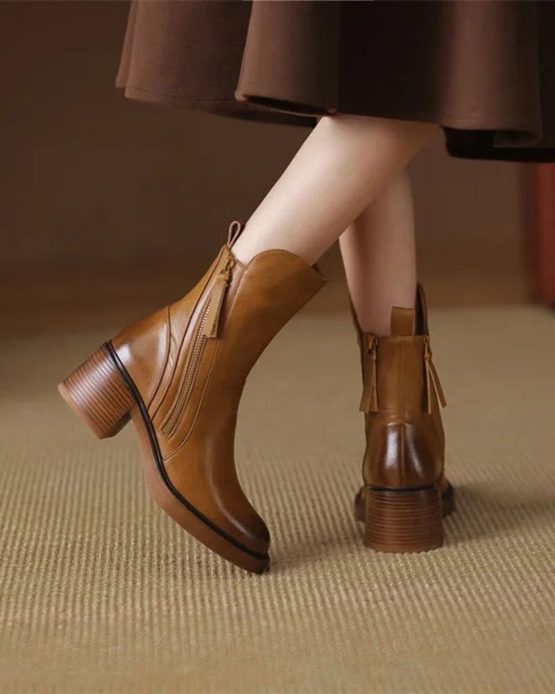 Jola | Leather ankle boots with a comfortable heel