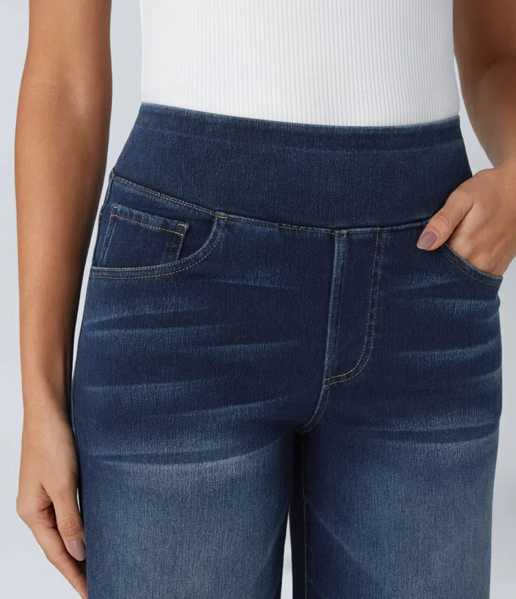 Very stretchy wide-leg, high-waisted jeans