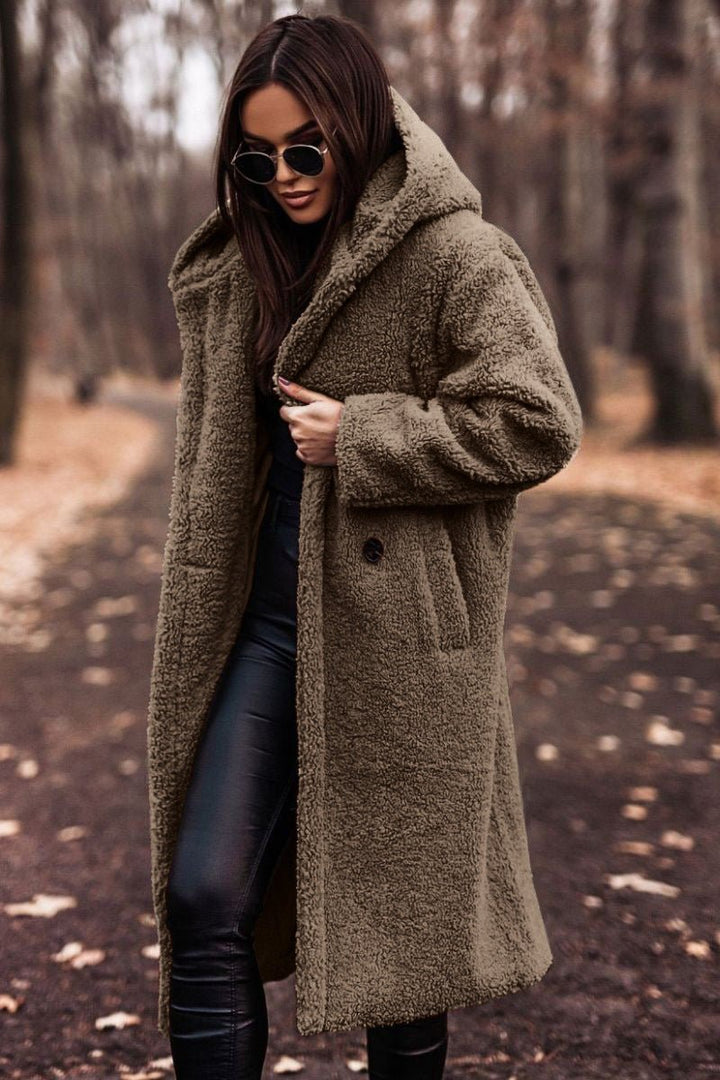 Sienna – A Warm and Elegant Winter Jacket