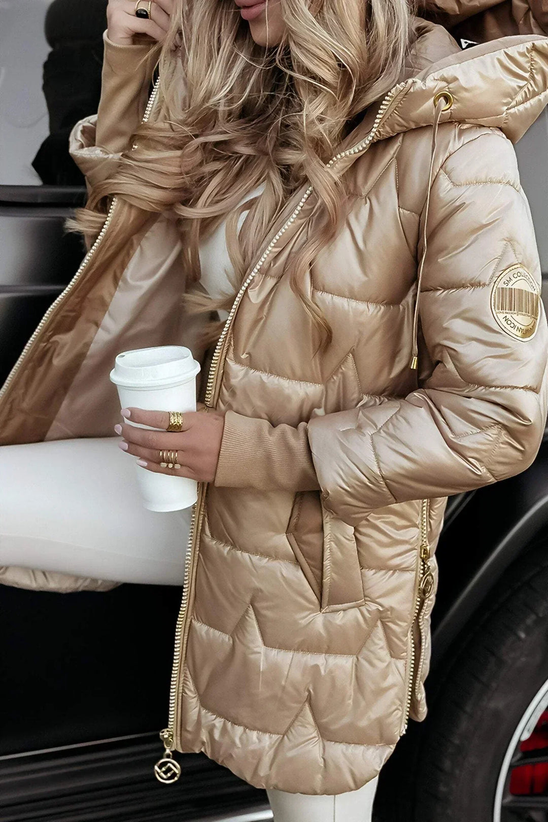 Valorine™ | Elegant winter coat with hood and padding